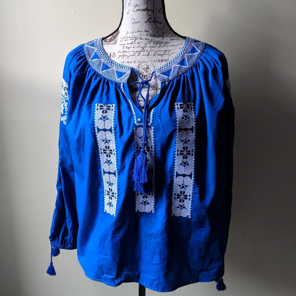 Crown & Ivy Blue Embroidered Peasant Blouse-M